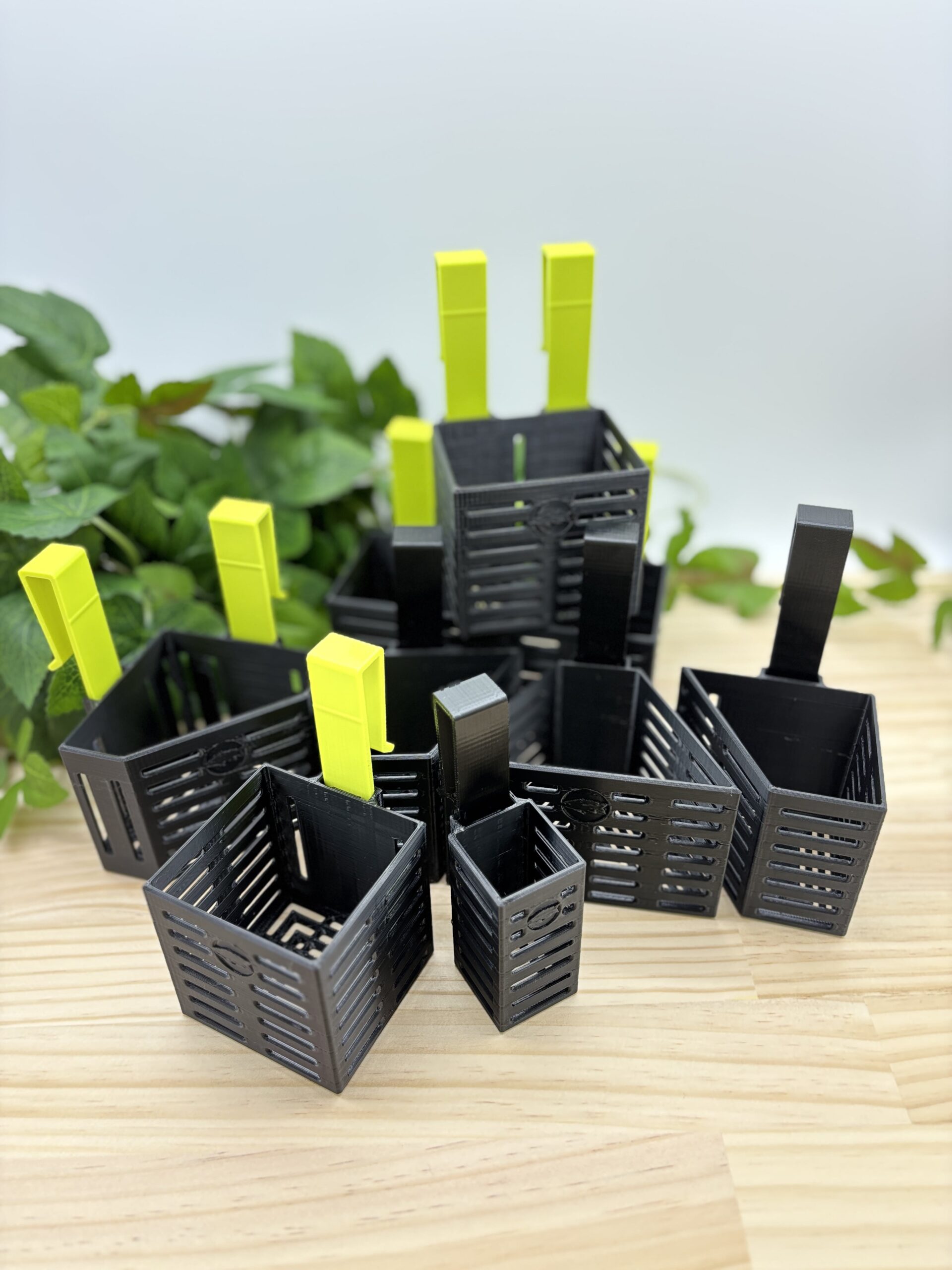 Custom 3D print - different size planters for natural plant growout